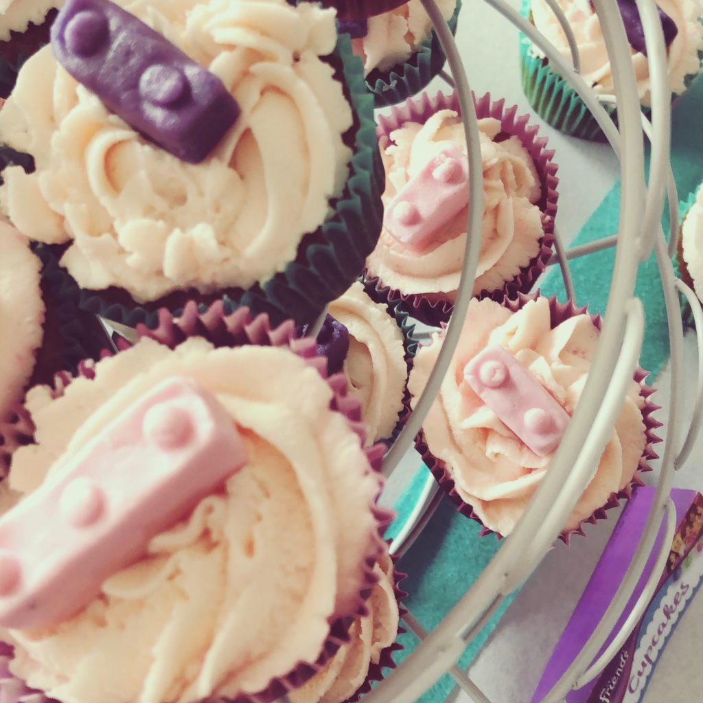 Sweet table anniversaire Lego Friends ! - [Encore un] Blog de M?�re